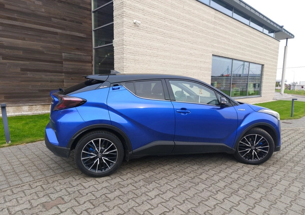Toyota C-HR cena 95000 przebieg: 116000, rok produkcji 2018 z Kościan małe 211